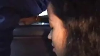 මහා පියයුරු සමග ලැටිනා සෝනා දී මිනිහා